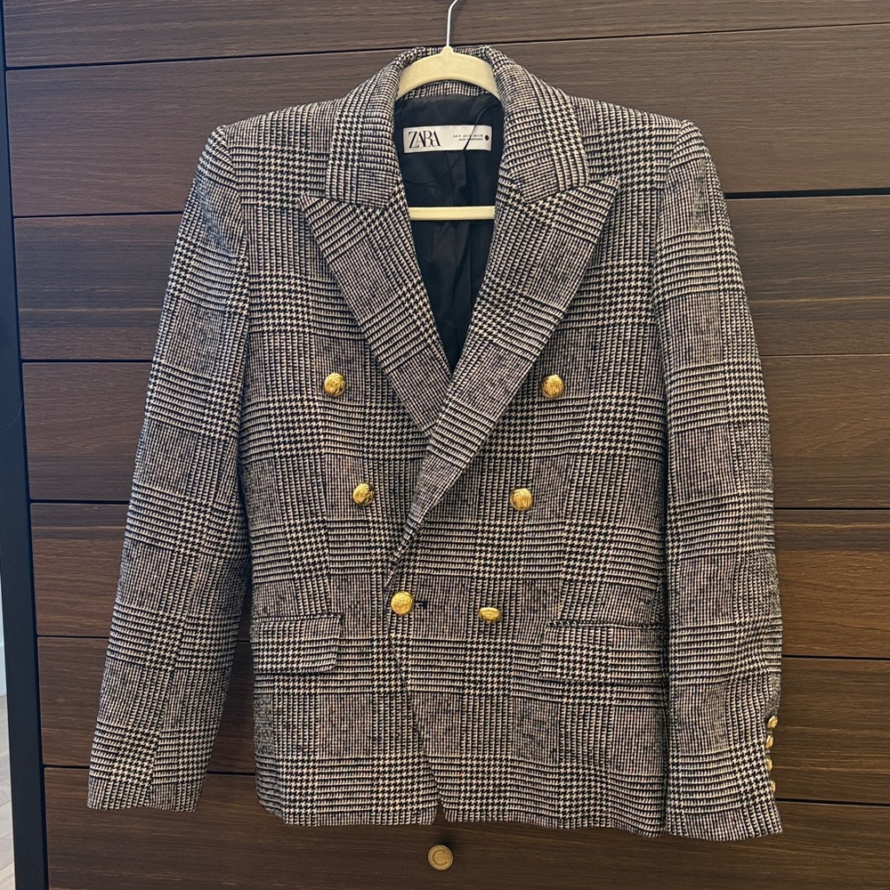 Zara Houndstooth Blazer with Gold Buttons